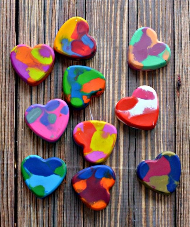 heart shaped crayons